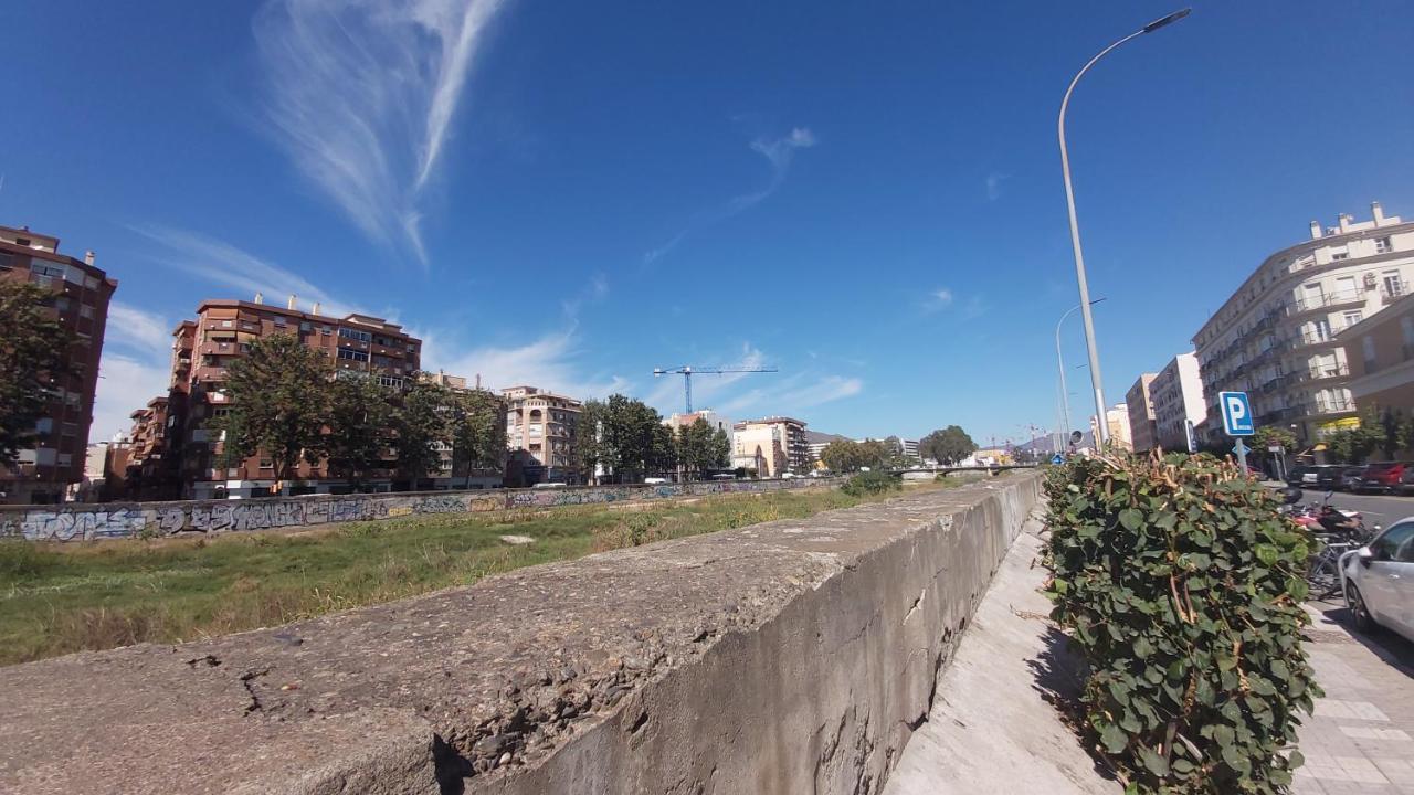 Del Parque Flats Alvarez Suite Málaga Eksteriør billede