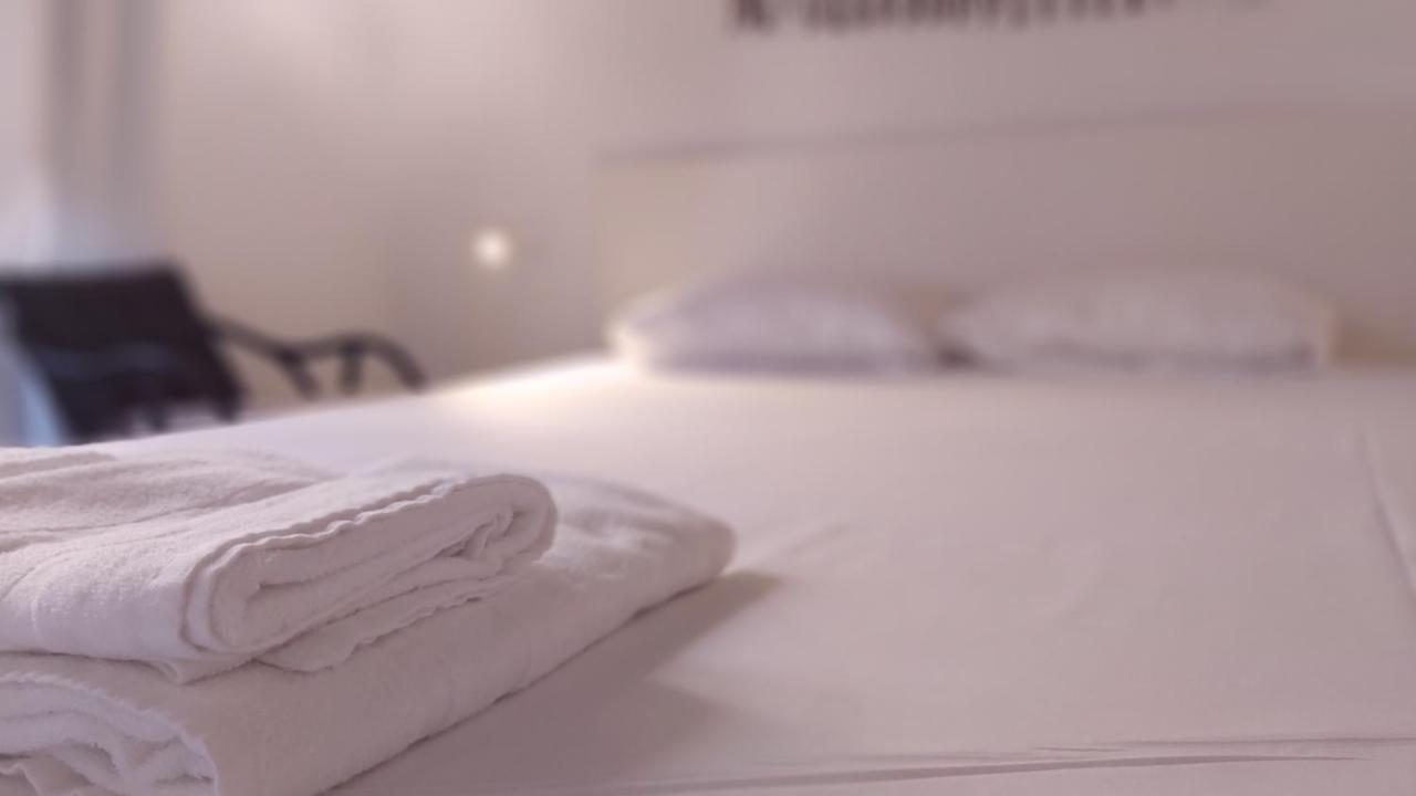 Del Parque Flats Alvarez Suite Málaga Eksteriør billede