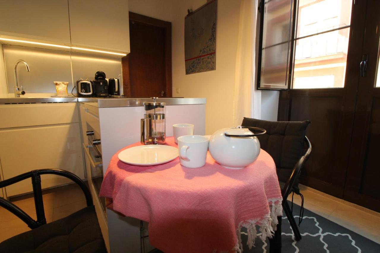 Del Parque Flats Alvarez Suite Málaga Eksteriør billede