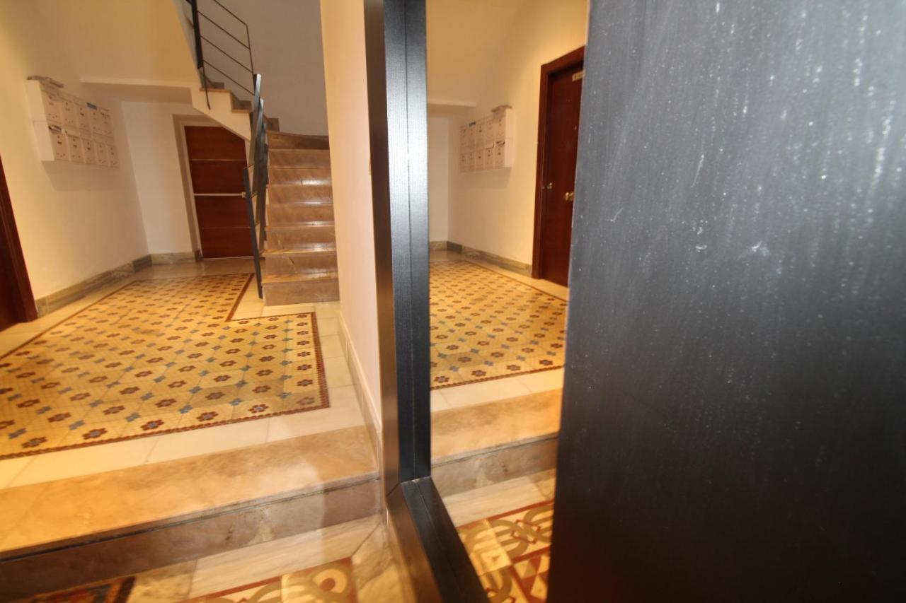Del Parque Flats Alvarez Suite Málaga Eksteriør billede